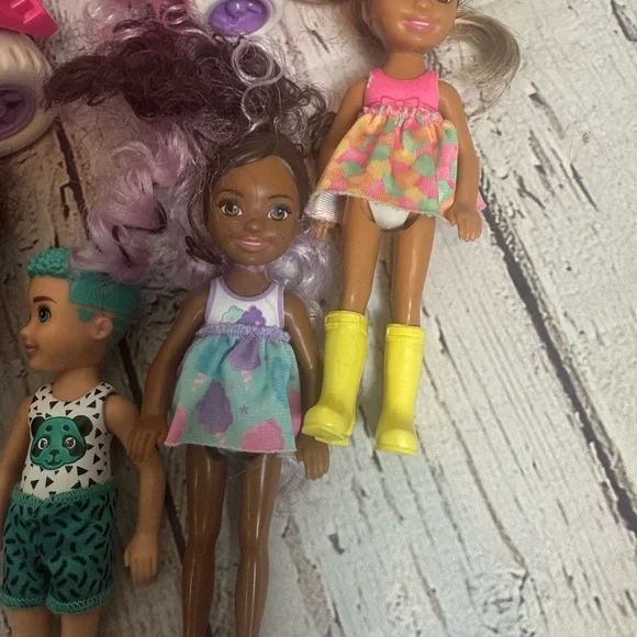 Vintage Pink Kelly Jeep and Trailer with dolls - Picture 4 of 11